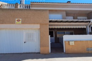 DÚPLEX CON BUHARDILLA EN VENTA, POZO ESTRECHO